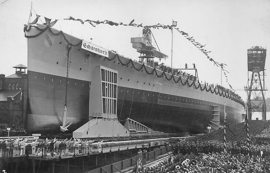 El Scharnhorst, en construcción.