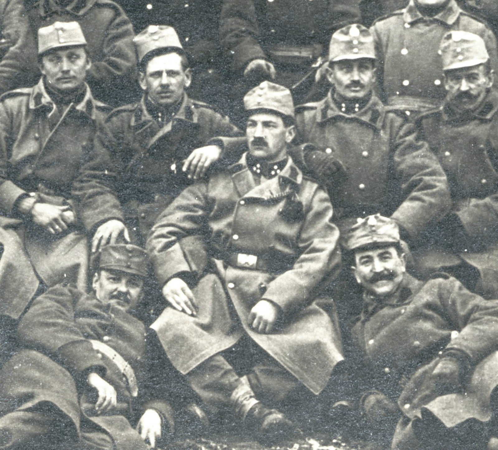 Soldados del kaiserliches und königliches Armee, fotografiados en Viena en 1914.